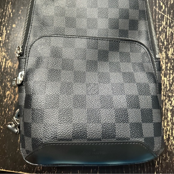 Louis Vuitton Bag - Picture 3 of 7